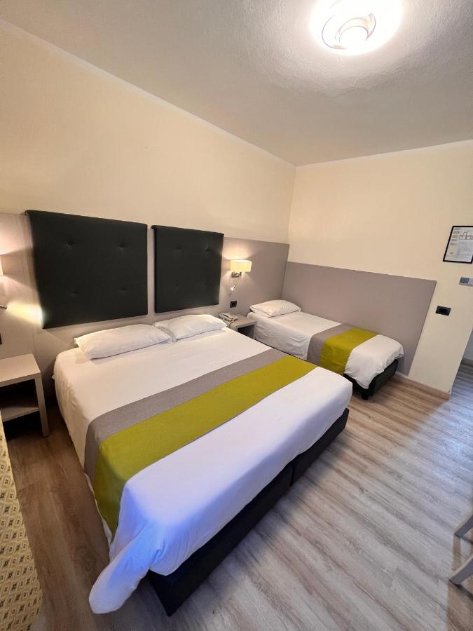 Aurora 3* Mestre